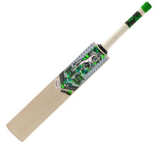 Load image into Gallery viewer, HS Core 8 Cricket Bat
